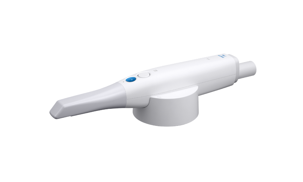 Medit i700 wireless intraorale scanner
